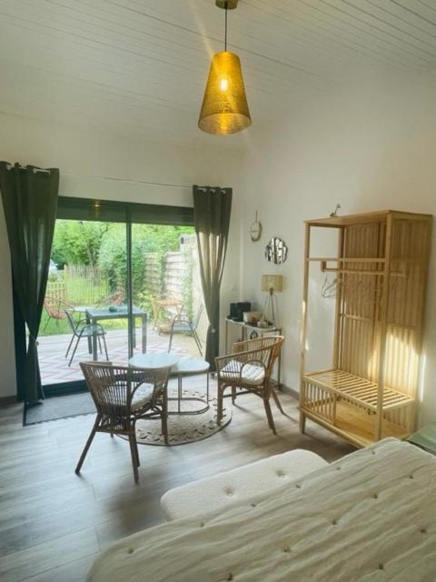 Instant Zen Bed & Breakfast Saint-Vivien-de-Medoc Exterior photo